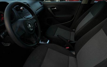 Volkswagen Polo VI (EU Market), 2012 год, 745 000 рублей, 11 фотография