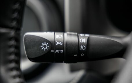 Toyota RAV4, 2018 год, 2 448 000 рублей, 28 фотография