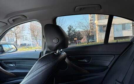 BMW 3 серия, 2011 год, 2 699 000 рублей, 14 фотография