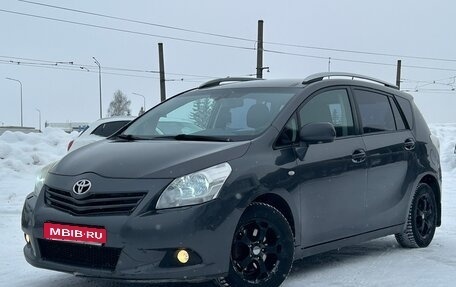 Toyota Verso I, 2010 год, 770 000 рублей, 1 фотография