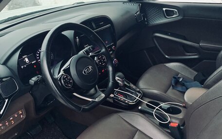 KIA Soul II рестайлинг, 2018 год, 2 300 000 рублей, 10 фотография