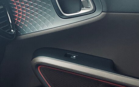 KIA Soul II рестайлинг, 2018 год, 2 300 000 рублей, 15 фотография