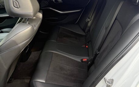 BMW 3 серия, 2019 год, 2 999 999 рублей, 8 фотография