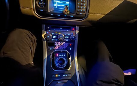 Land Rover Range Rover Evoque I, 2013 год, 2 000 000 рублей, 9 фотография