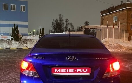 Hyundai Solaris II рестайлинг, 2011 год, 750 000 рублей, 10 фотография