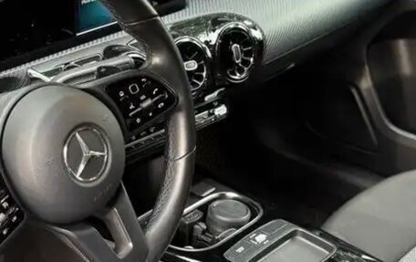 Mercedes-Benz A-Класс, 2019 год, 2 290 000 рублей, 8 фотография