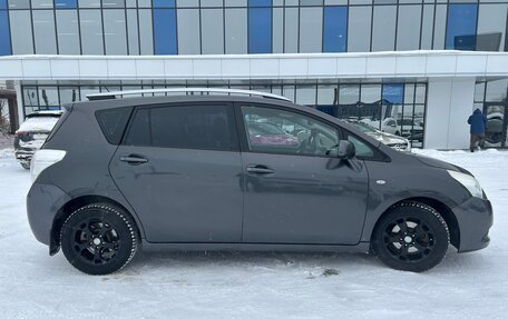 Toyota Verso I, 2010 год, 770 000 рублей, 6 фотография