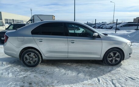 Skoda Rapid I, 2018 год, 1 100 000 рублей, 5 фотография