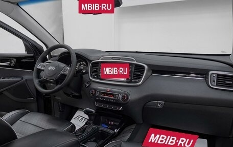 KIA Sorento III Prime рестайлинг, 2018 год, 2 945 000 рублей, 11 фотография