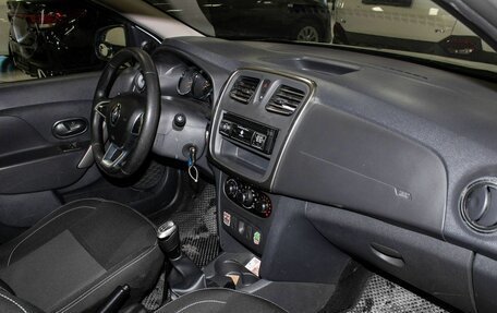 Renault Logan II, 2022 год, 959 000 рублей, 9 фотография