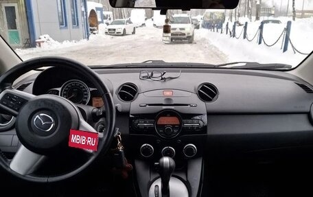 Mazda 2 III, 2011 год, 700 000 рублей, 3 фотография