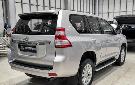 Toyota Land Cruiser Prado 150 рестайлинг 2, 2014 год, 3 310 000 рублей, 6 фотография