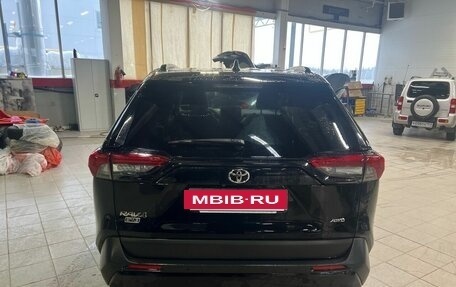 Toyota RAV4, 2021 год, 3 363 000 рублей, 4 фотография