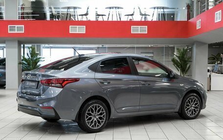 Hyundai Solaris II рестайлинг, 2018 год, 1 355 000 рублей, 2 фотография