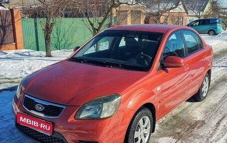 KIA Rio II, 2010 год, 690 000 рублей, 1 фотография