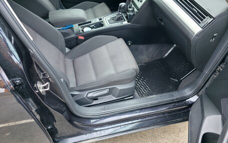 Volkswagen Passat B8 рестайлинг, 2015 год, 1 550 000 рублей, 14 фотография