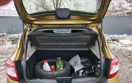 Renault Sandero II рестайлинг, 2017 год, 800 000 рублей, 17 фотография