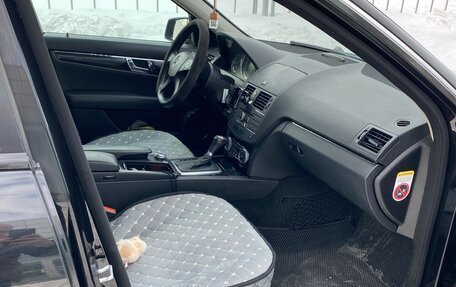 Mercedes-Benz C-Класс, 2010 год, 1 200 000 рублей, 4 фотография