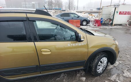 Renault Sandero II рестайлинг, 2017 год, 800 000 рублей, 21 фотография