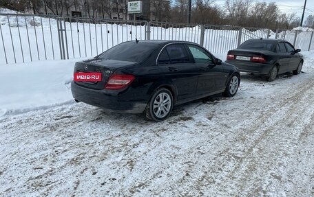 Mercedes-Benz C-Класс, 2010 год, 1 200 000 рублей, 2 фотография