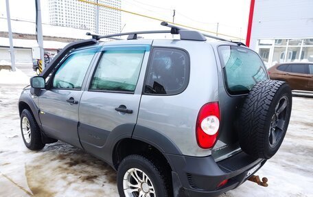 Chevrolet Niva I рестайлинг, 2016 год, 674 000 рублей, 8 фотография