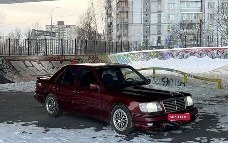 Mercedes-Benz E-Класс, 1995 год, 400 000 рублей, 11 фотография