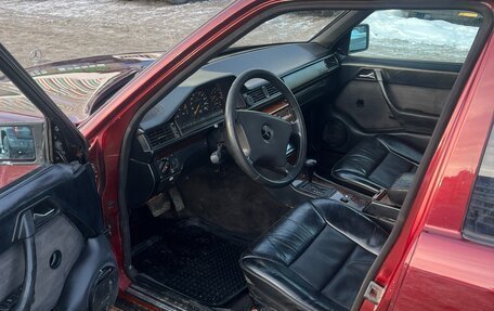 Mercedes-Benz E-Класс, 1995 год, 400 000 рублей, 14 фотография