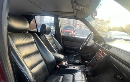 Mercedes-Benz E-Класс, 1995 год, 400 000 рублей, 15 фотография