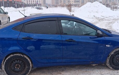 Hyundai Solaris II рестайлинг, 2012 год, 650 000 рублей, 4 фотография