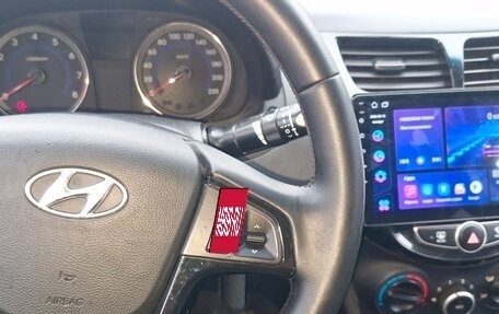 Hyundai Solaris II рестайлинг, 2012 год, 650 000 рублей, 8 фотография
