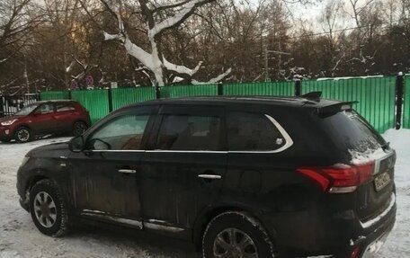 Mitsubishi Outlander III рестайлинг 3, 2019 год, 2 750 000 рублей, 2 фотография