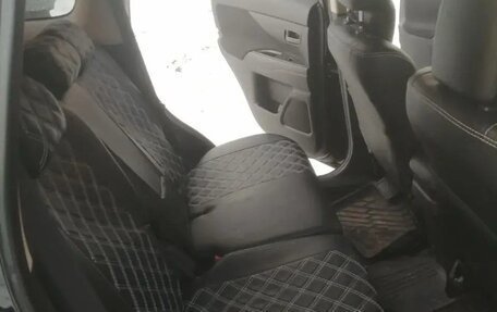 Mitsubishi Outlander III рестайлинг 3, 2019 год, 2 750 000 рублей, 6 фотография