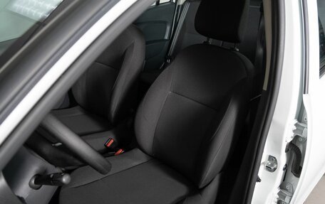 Renault Logan II, 2020 год, 880 000 рублей, 6 фотография