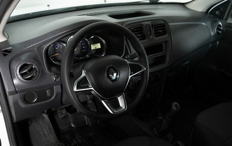 Renault Logan II, 2020 год, 880 000 рублей, 5 фотография