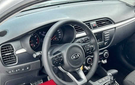 KIA Rio III рестайлинг, 2017 год, 1 370 000 рублей, 10 фотография