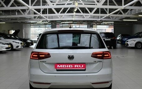 Volkswagen Passat B8 рестайлинг, 2017 год, 1 420 000 рублей, 6 фотография