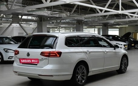 Volkswagen Passat B8 рестайлинг, 2017 год, 1 420 000 рублей, 7 фотография