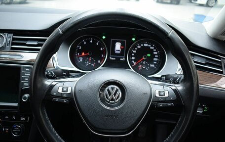 Volkswagen Passat B8 рестайлинг, 2017 год, 1 420 000 рублей, 12 фотография