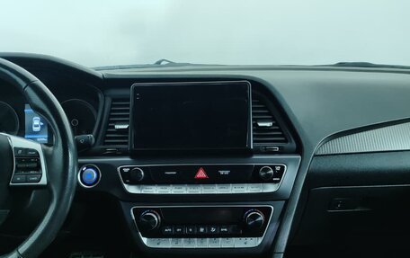 Hyundai Sonata VII, 2018 год, 1 490 000 рублей, 14 фотография