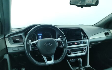 Hyundai Sonata VII, 2018 год, 1 490 000 рублей, 12 фотография