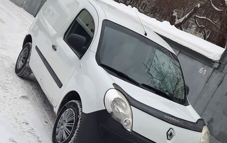 Renault Kangoo II рестайлинг, 2013 год, 760 000 рублей, 1 фотография