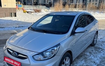 Hyundai Solaris II рестайлинг, 2012 год, 725 000 рублей, 1 фотография