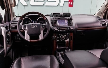 Toyota Land Cruiser Prado 150 рестайлинг 2, 2014 год, 3 749 000 рублей, 9 фотография