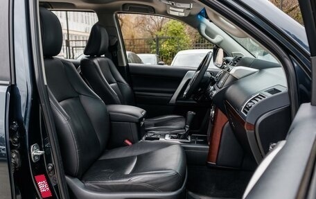 Toyota Land Cruiser Prado 150 рестайлинг 2, 2014 год, 3 749 000 рублей, 11 фотография