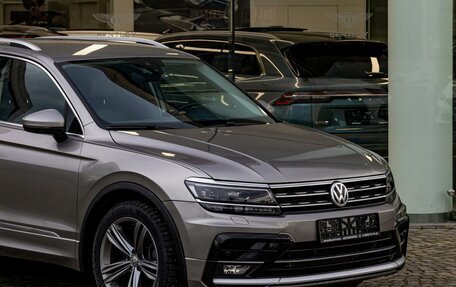 Volkswagen Tiguan II, 2019 год, 1 995 000 рублей, 8 фотография