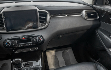 KIA Sorento III Prime рестайлинг, 2016 год, 2 199 000 рублей, 24 фотография