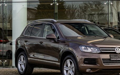 Volkswagen Touareg III, 2012 год, 2 095 000 рублей, 7 фотография