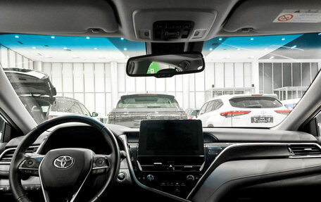 Toyota Camry, 2023 год, 3 499 000 рублей, 18 фотография