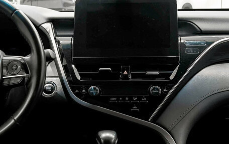 Toyota Camry, 2023 год, 3 499 000 рублей, 19 фотография