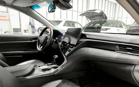 Toyota Camry, 2023 год, 3 499 000 рублей, 15 фотография